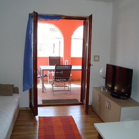 Apartments Josip Pinezići Kültér fotó