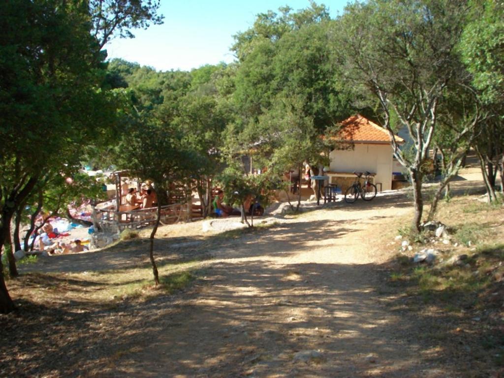 Apartments Josip Pinezići Kültér fotó