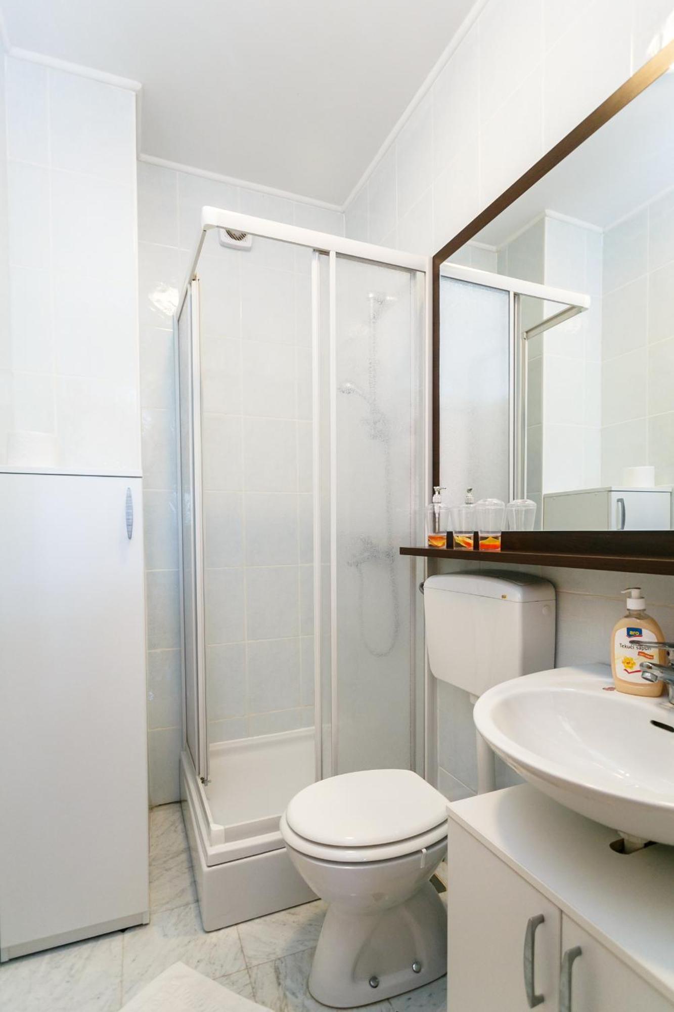 Apartments Josip Pinezići Kültér fotó