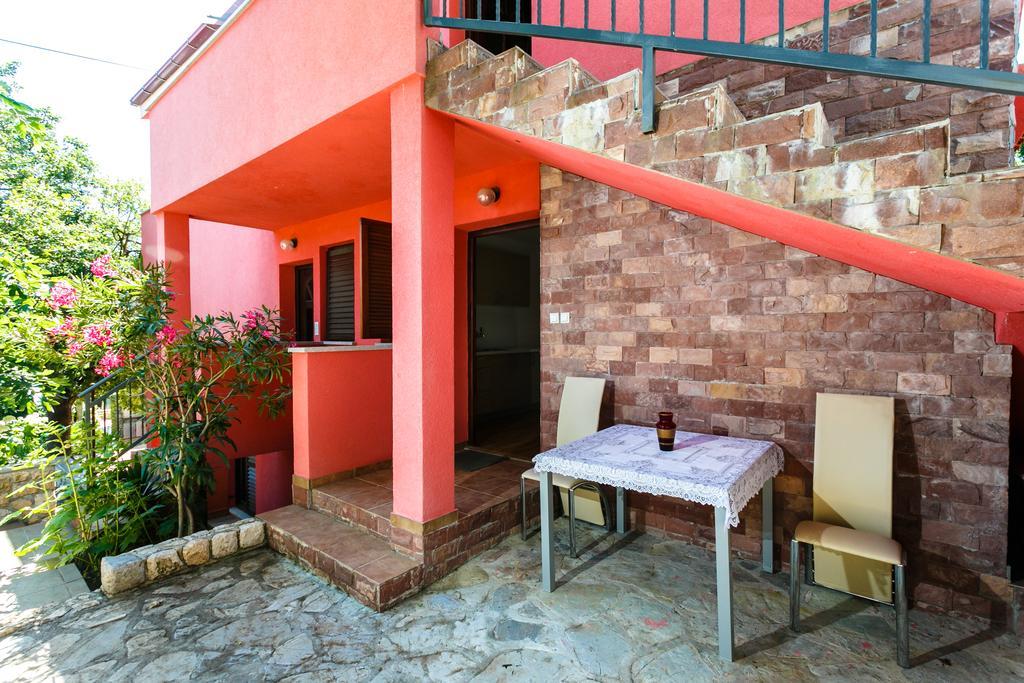 Apartments Josip Pinezići Szoba fotó